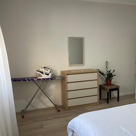 Jona Apartment *
